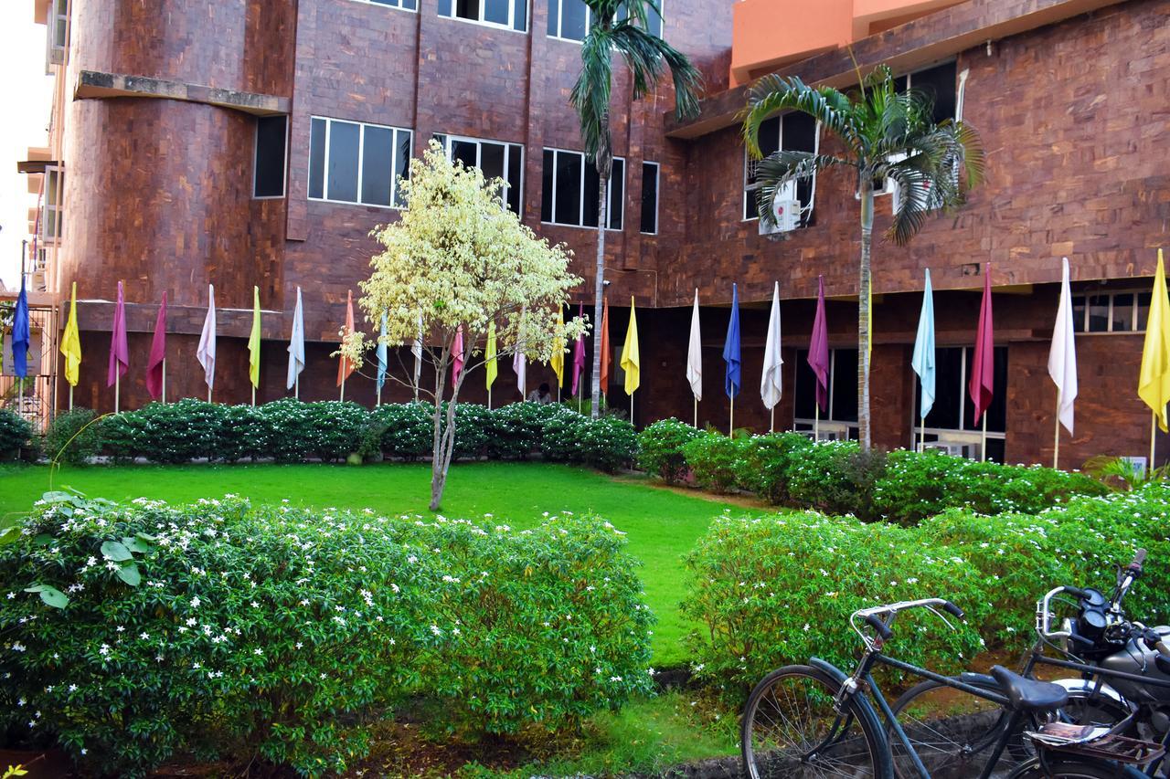 Balangir Hotel Triveni المظهر الخارجي الصورة