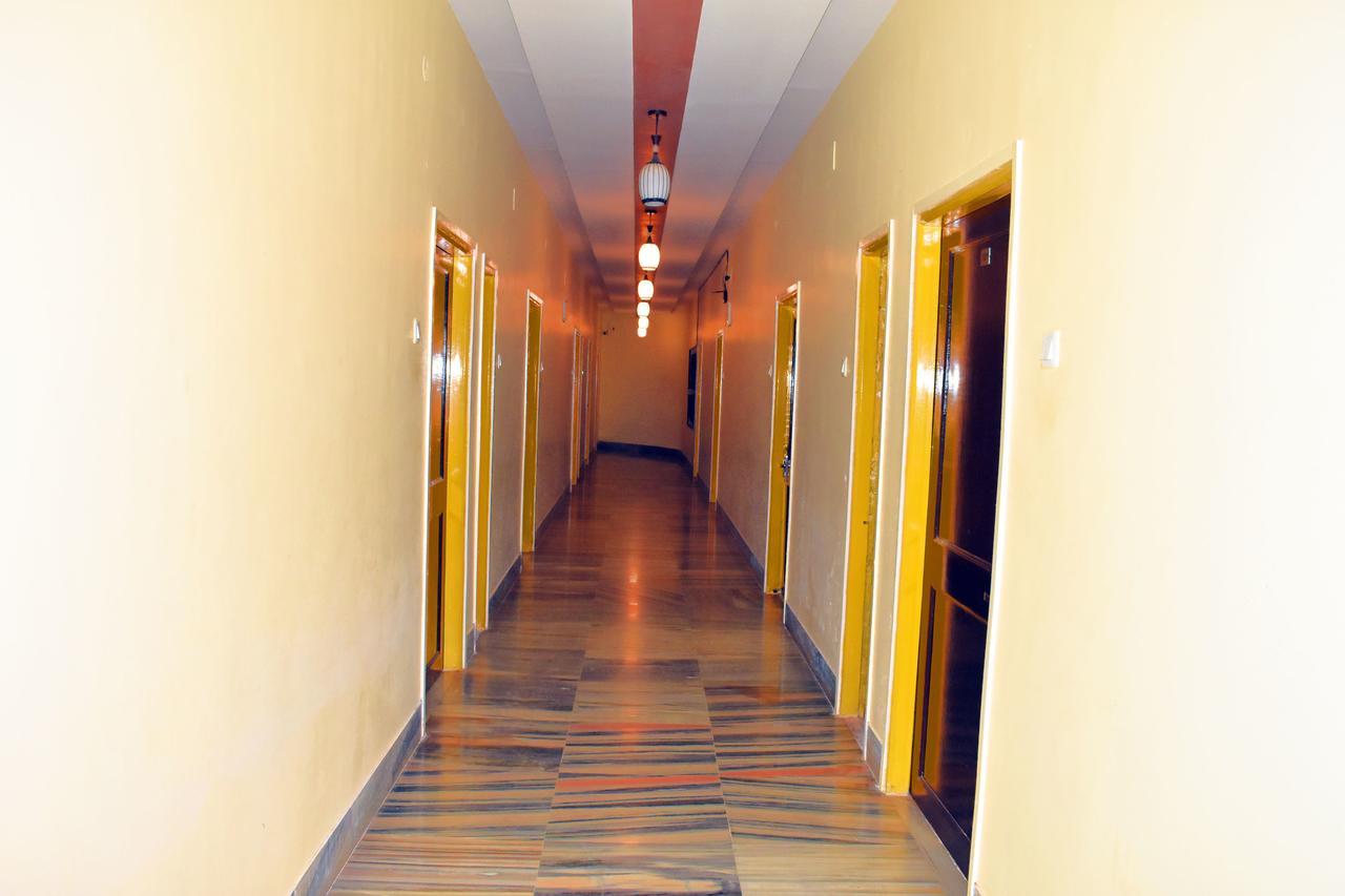 Balangir Hotel Triveni المظهر الخارجي الصورة