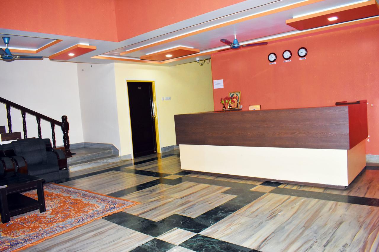 Balangir Hotel Triveni المظهر الخارجي الصورة